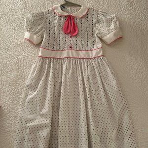 Polly Flinders hand-smocked girls dress. Size 8